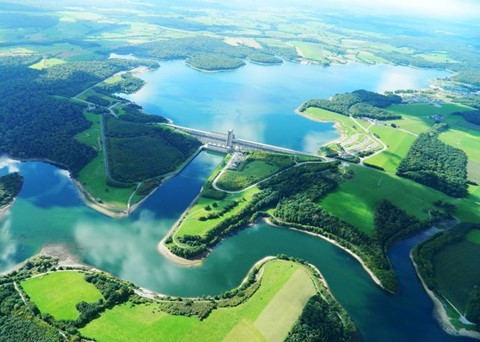 Barrage et Skywalk aux Lacs de l'Eau d'Heure